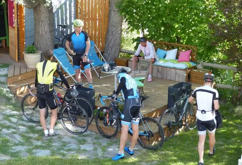 ベッドアンドブレックファースト Montagne Attitude