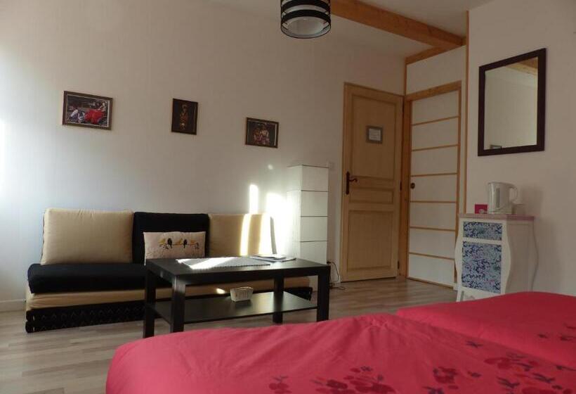 تختخواب و صبحانه Montagne Attitude