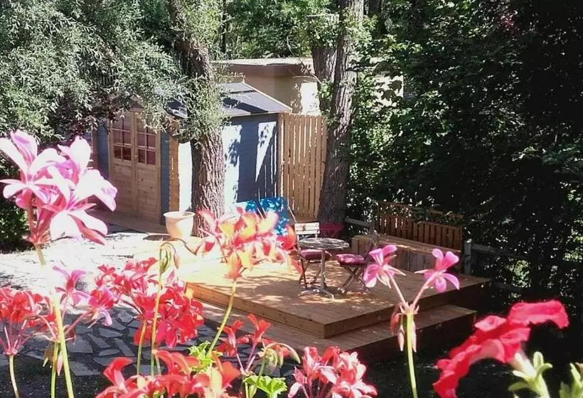 ベッドアンドブレックファースト Montagne Attitude