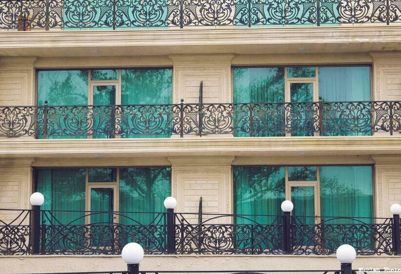 هتل Boyuk Ashirim