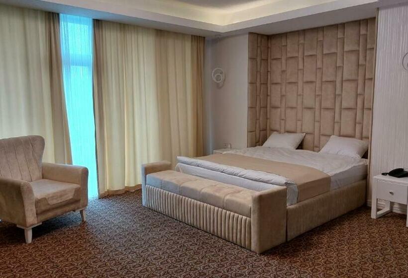 هتل Boyuk Ashirim