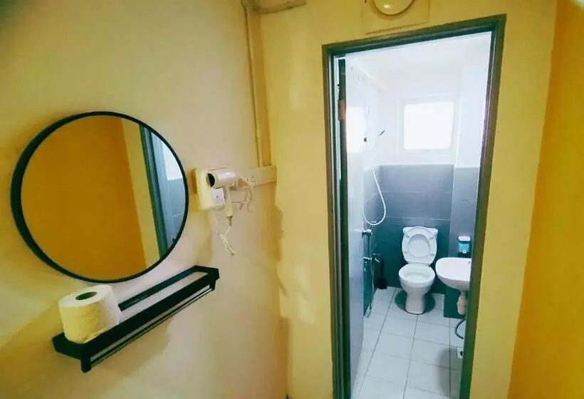 Kapselihotelli The Cocoon Capsule