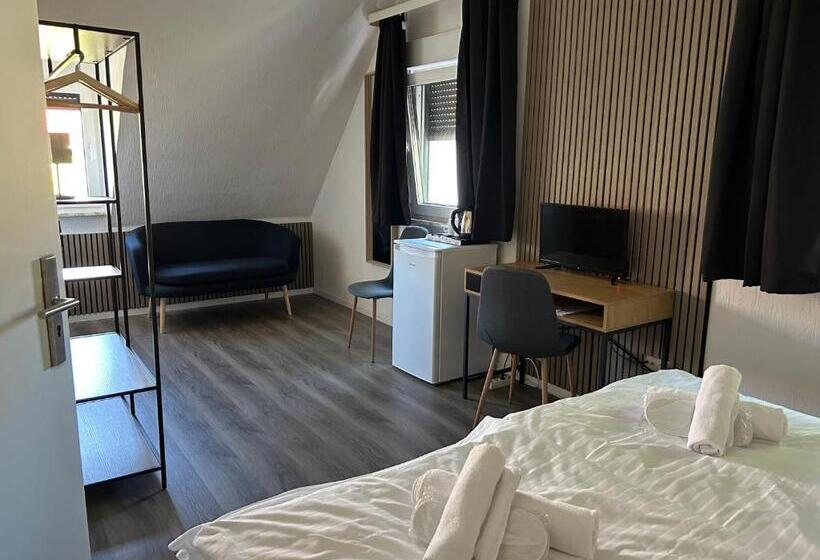 酒店 Riverside Airport