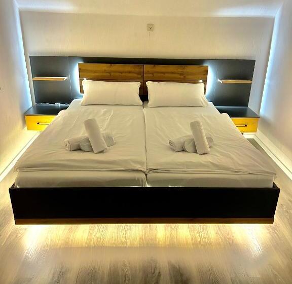 酒店 Riverside Airport