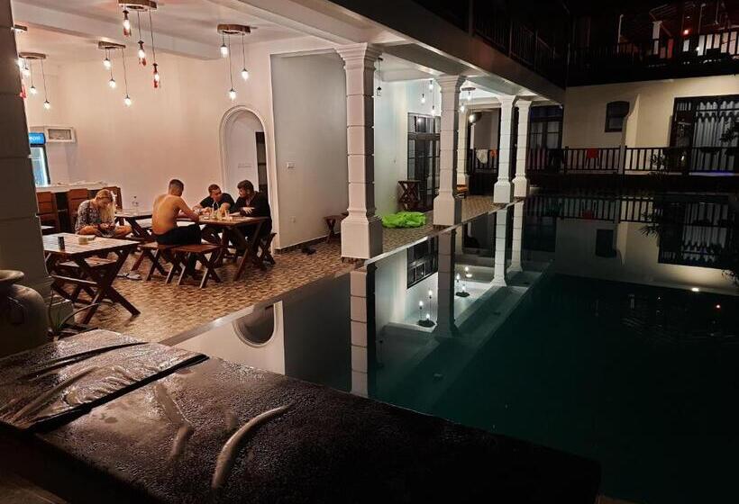 بنسيون Calm Haven