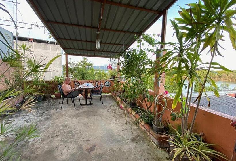 פנסיון Smile Guesthouse Krabi