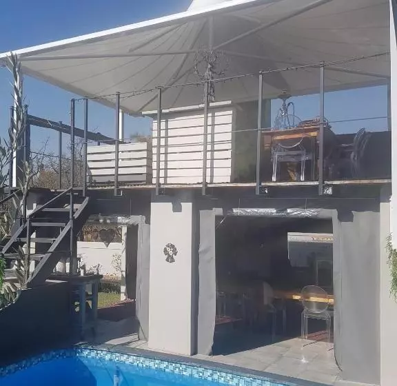 Majatalo The Place Guesthouse Parys