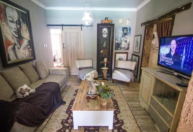 膳宿费 The Place Guesthouse Parys