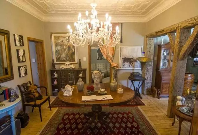 Majatalo The Place Guesthouse Parys