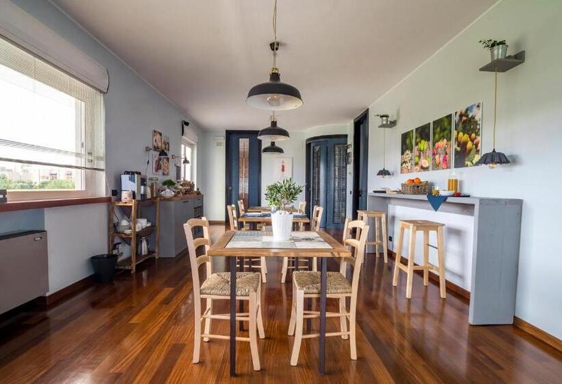 تختخواب و صبحانه A Casa Di Alberto