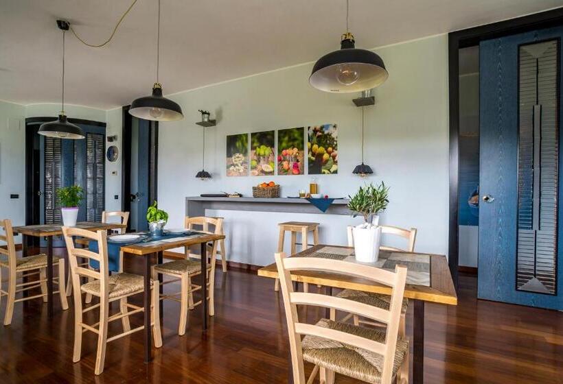 تختخواب و صبحانه A Casa Di Alberto