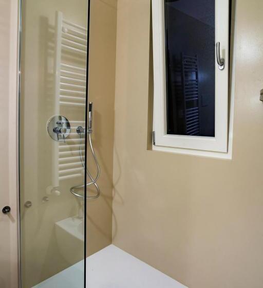 تختخواب و صبحانه A Casa Di Alberto