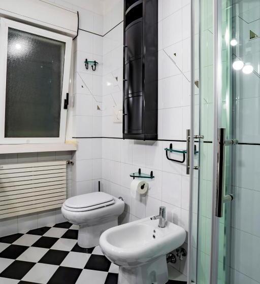 تختخواب و صبحانه A Casa Di Alberto