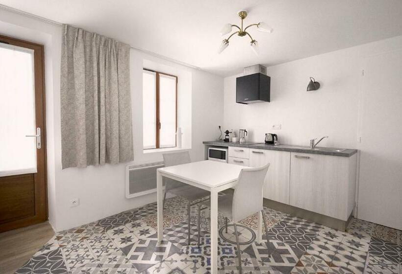 تختخواب و صبحانه Chemin Des Ormeaux