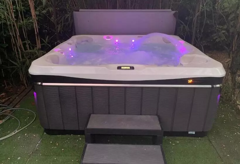 ベッドアンドブレックファースト Domaine D En Rigou