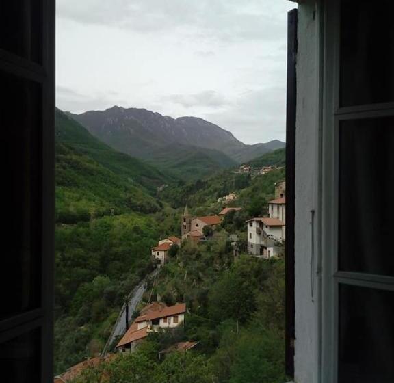 ベッドアンドブレックファースト Il Girasole ...at Andorus  House