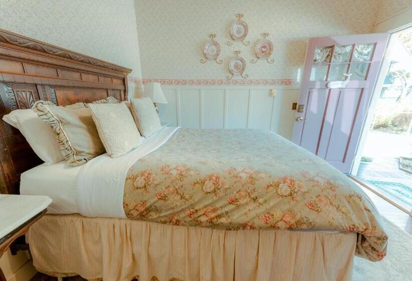 Bed and Breakfast The Old St Angela Inn