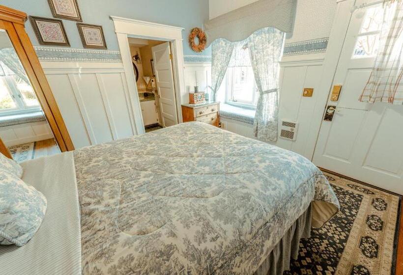 Bed and Breakfast The Old St Angela Inn