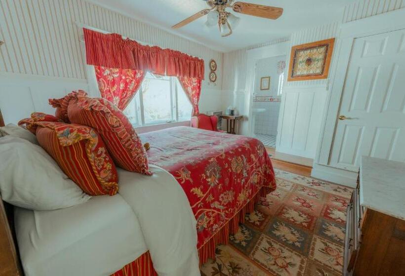 Bed and Breakfast The Old St Angela Inn