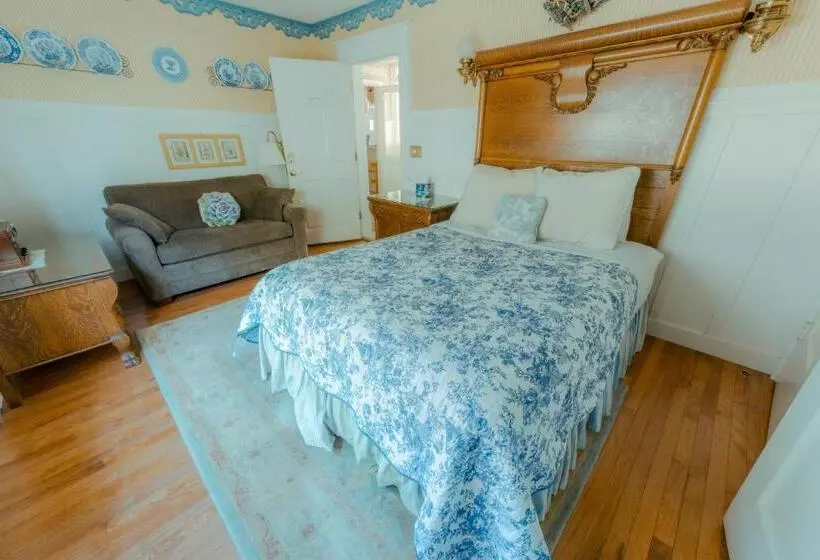 Aamiaismajoitus (B&B) The Old St Angela Inn