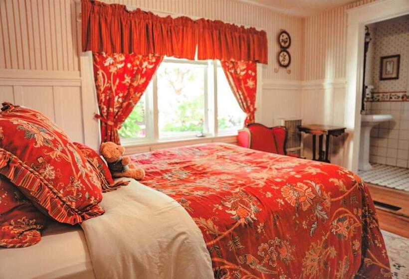 Bed and Breakfast The Old St Angela Inn