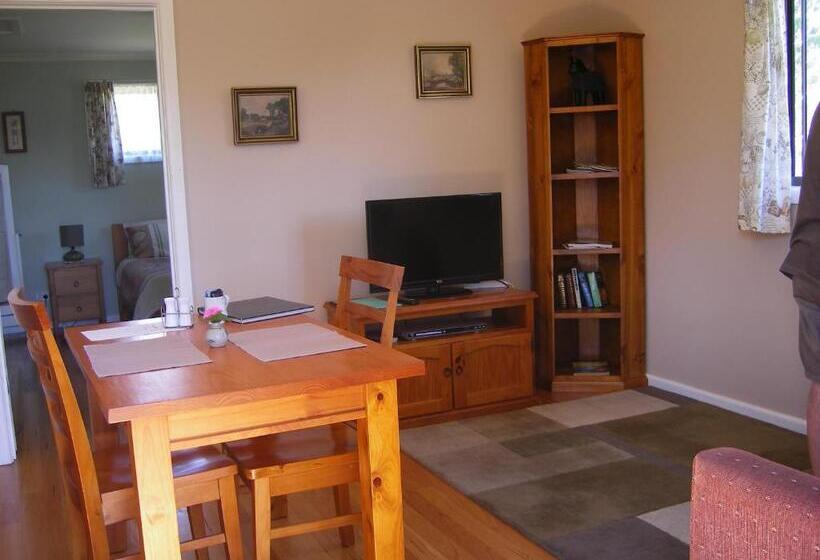 Bed and Breakfast Yasuragi Cabins