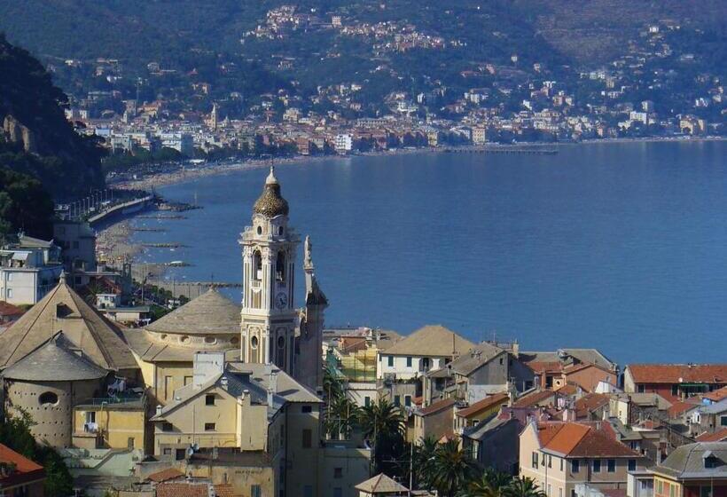 פנסיון Affittacamere Montecarlo