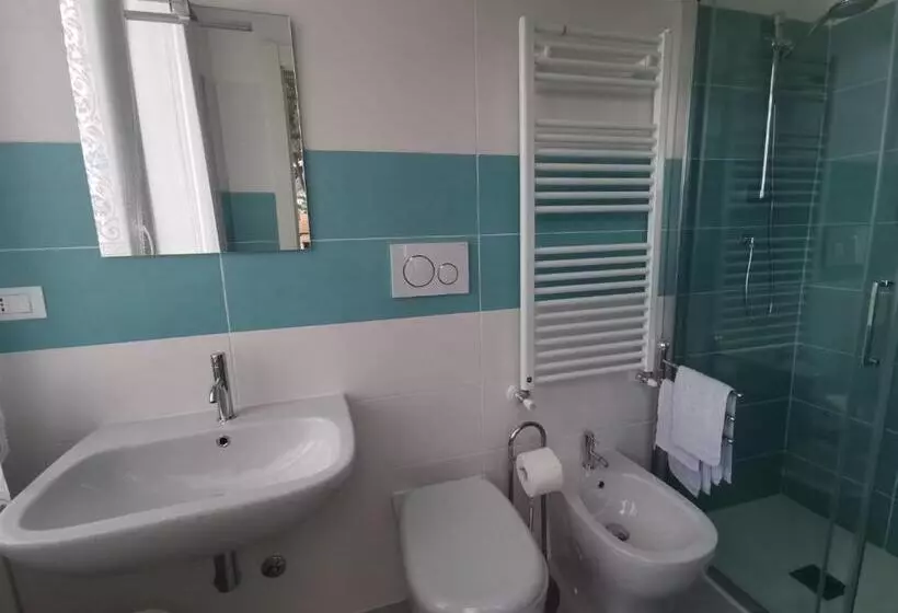 ペンション Affittacamere Montecarlo