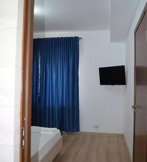 پانسیون Ermar