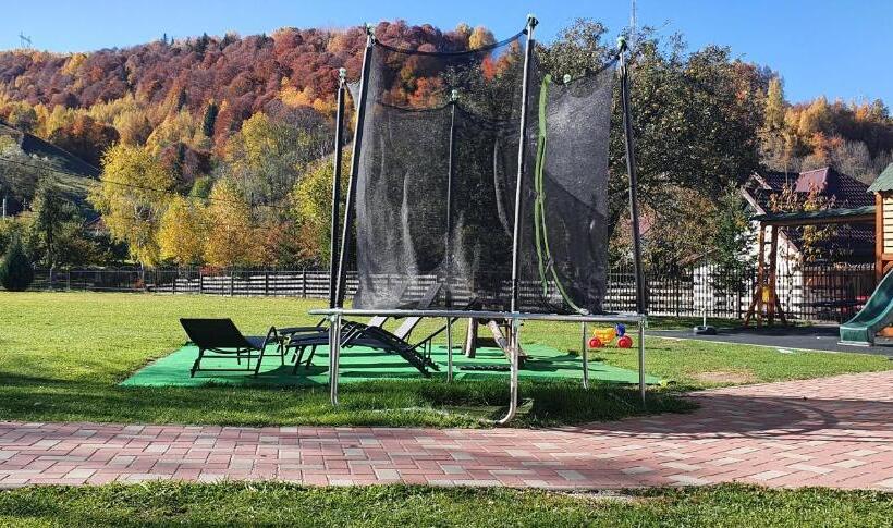 پانسیون Happy Times