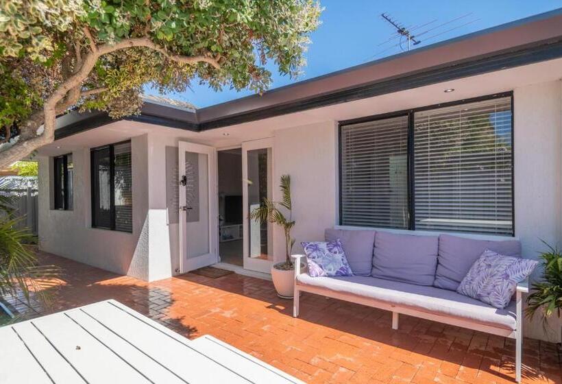 פנסיון Mindarie Retreat