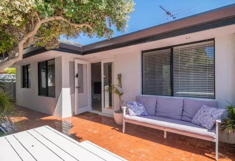 پانسیون Mindarie Retreat