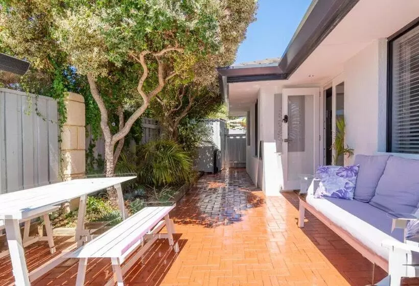 پانسیون Mindarie Retreat