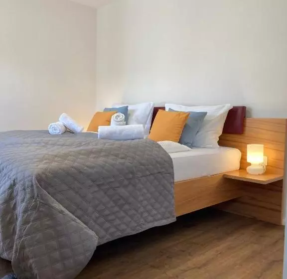 ペンション Motel55   Nettes Hotel Mit Self Check In In Villach, Warmbad