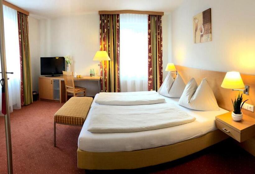 펜션 Motel55   Nettes Hotel Mit Self Check In In Villach, Warmbad