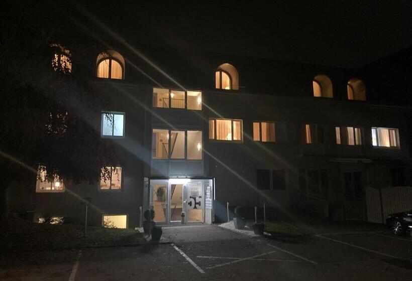 펜션 Motel55   Nettes Hotel Mit Self Check In In Villach, Warmbad