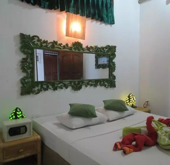 هاستل Lemon House