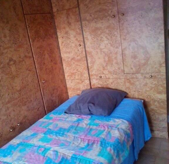 تختخواب و صبحانه Chambres D Hôtes Issy Paris