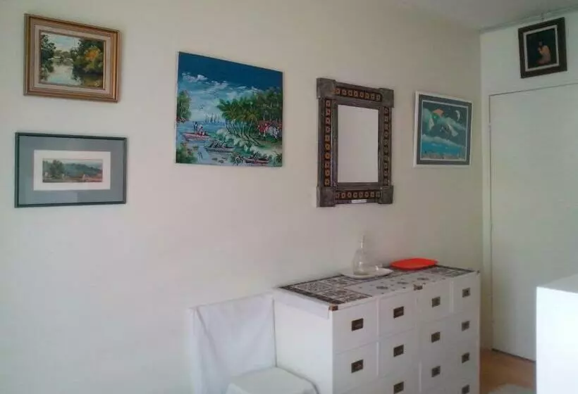 ベッドアンドブレックファースト Chambres D Hôtes Issy Paris