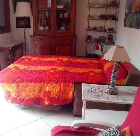 ベッドアンドブレックファースト Chambres D Hôtes Issy Paris