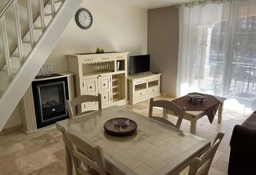 Aamiaismajoitus (B&B) Domaine Le Mas Sans Soucis