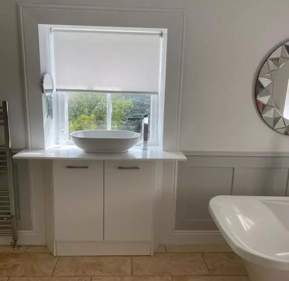 Aamiaismajoitus (B&B) Giffnock Rooms