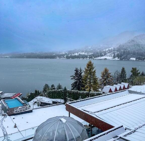 בית מלון כפרי Roser House Boutique   Pe Malul Lacului Colibita