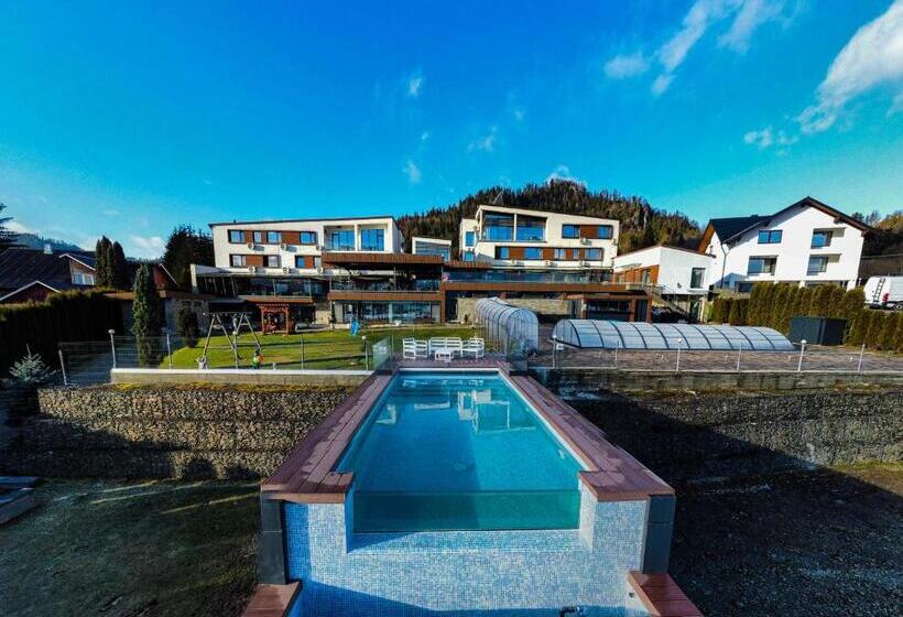 בית מלון כפרי Roser House Boutique   Pe Malul Lacului Colibita