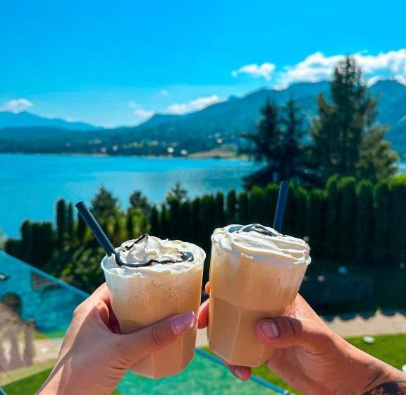 בית מלון כפרי Roser House Boutique   Pe Malul Lacului Colibita