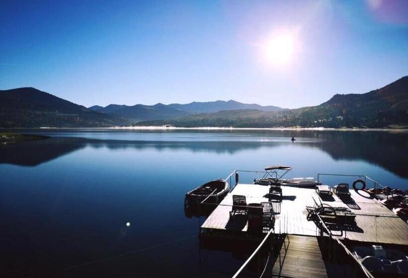 בית מלון כפרי Roser House Boutique   Pe Malul Lacului Colibita