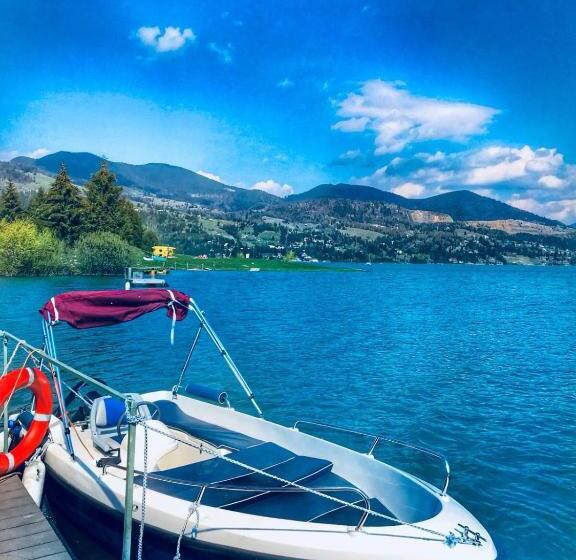 בית מלון כפרי Roser House Boutique   Pe Malul Lacului Colibita