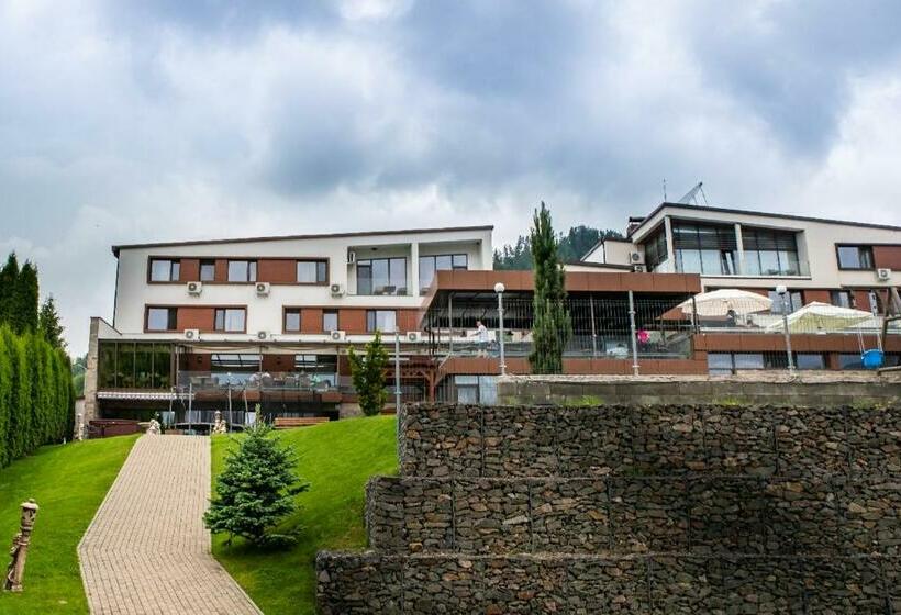 בית מלון כפרי Roser House Boutique   Pe Malul Lacului Colibita