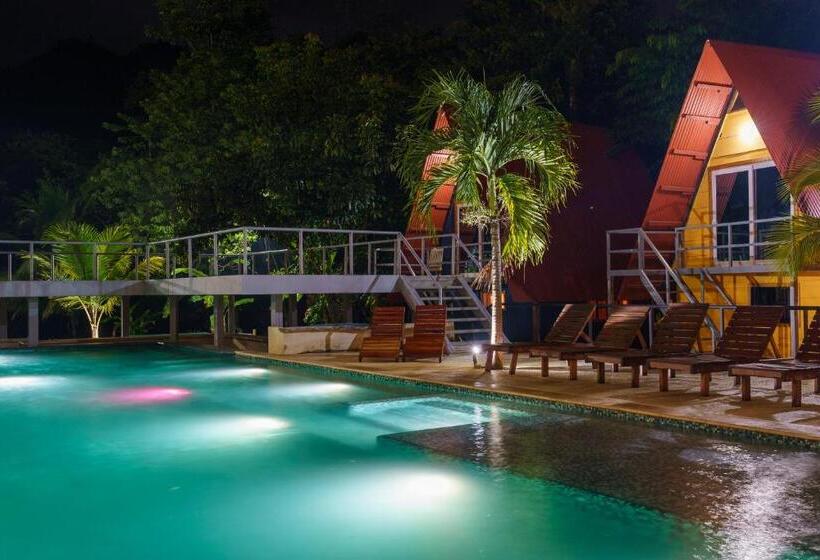 پانسیون Greengos