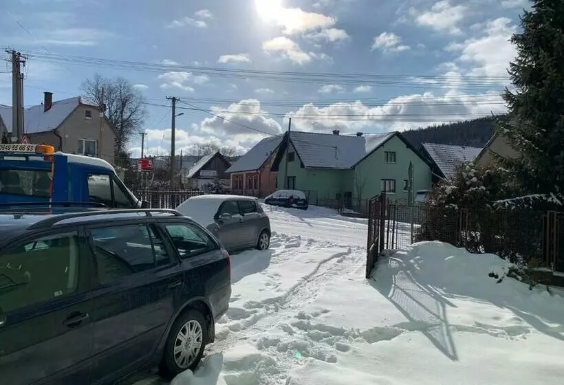 Majatalo Ubytovanie Violet